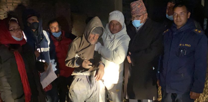 एक दशकदेखि बेवारिसे व्यक्तिको भकुण्डेबाट उद्धार