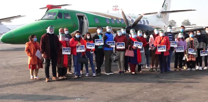 यतीको ‘माउन्टेन फ्लाइट’, एउटा टिकट किन्दा अर्काे सित्तैमा