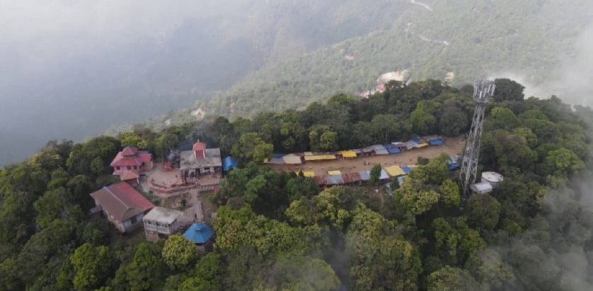 सानी पाथिभरामा भक्तजन र पर्यटकको आवागमन बढ्यो