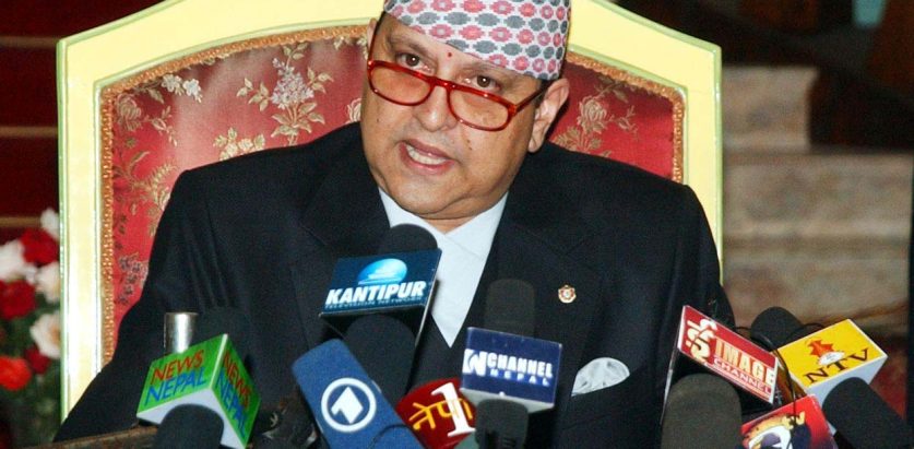 पूर्वराजाको राप्रपा सांसदहरुसँग ‘सिंगल-सिंगल’ भेट