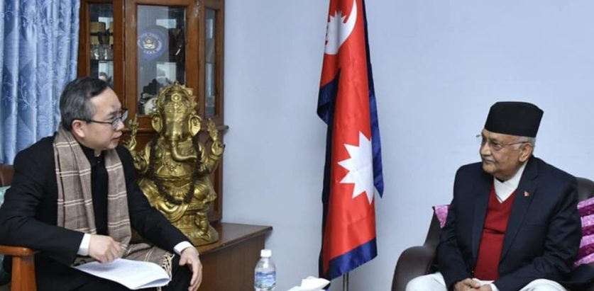 एमाले अध्यक्षसँग चिनियाँ राजदूतको भेट