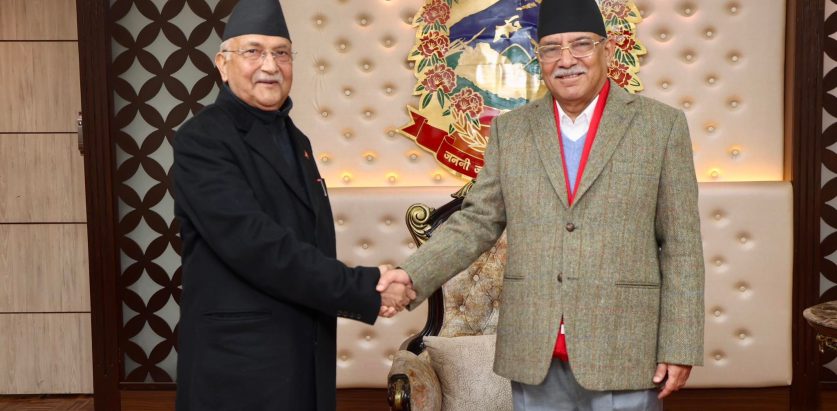 ओली छटपटाहट ! बिहानै प्रधानमन्त्री प्रचण्डलाइ भेट्न बालुवाटार पुगे !