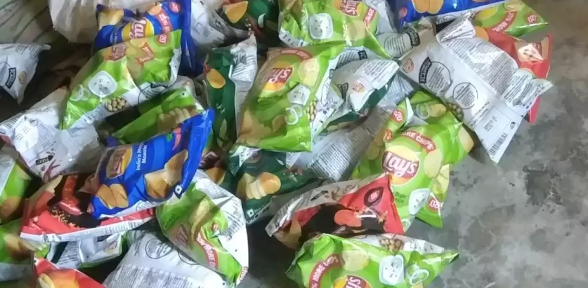 झापा प्रहरीले बरामद गर्‍यो ४९ वटा कुरमुरे