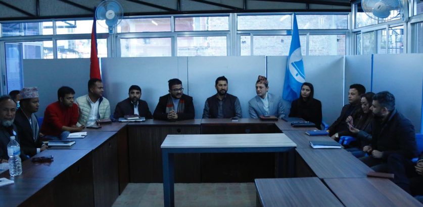 सरकारबाट बाहिरिने रास्वपाको निर्णय