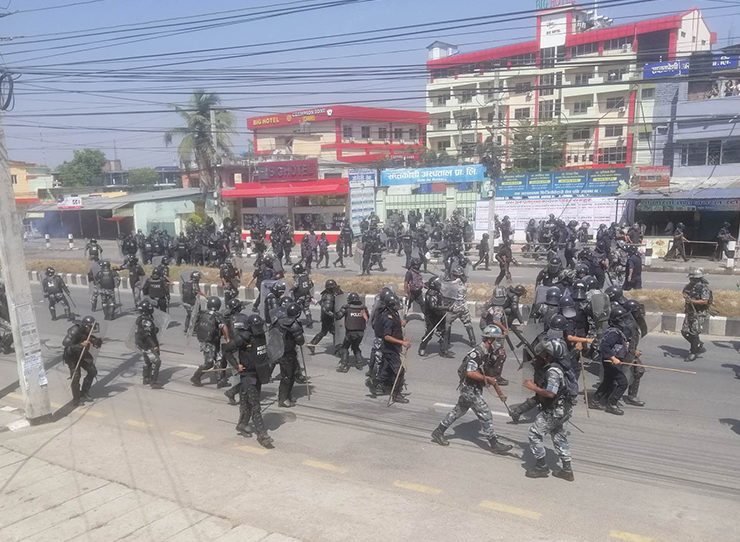 विराटनगरको आन्दोलनमा १७ राउण्ड हवाई फायर, २० भन्दा बढी घाइते