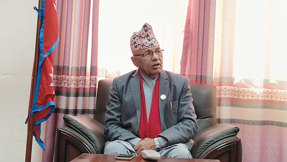 लुम्बिनीका मुख्यमन्त्री गिरीलाई दिएको समर्थन फिर्ता लिने तयारीमा माओवादीलगायत चार दल