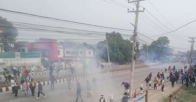 विराटनगरमा हवाइ फायर, चार प्रदर्शनकारी पक्राउ