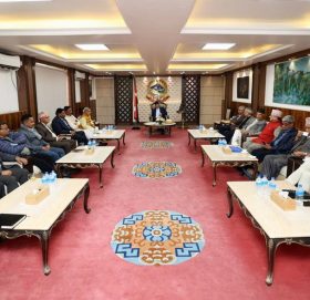 सुरु भयो ८ दलको बैठक: बालुवाटार