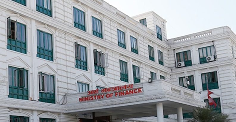 तीन वर्षमा दोब्बर भयो सार्वजनिक ऋण