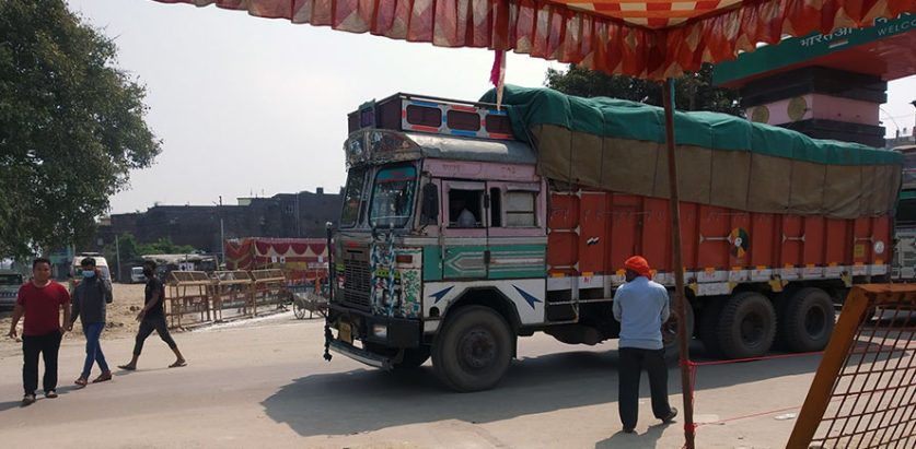 कुहिने अवस्थामा पुग्याे ८०० टन जडीबुटी