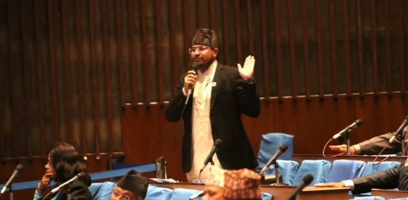 ज्ञानेन्द्र शाहीको प्रस्ताव : सांसद र मन्त्रीका स्वकीय सचिवको तलब कटौती गरेर खेलाडीको बढाऔं