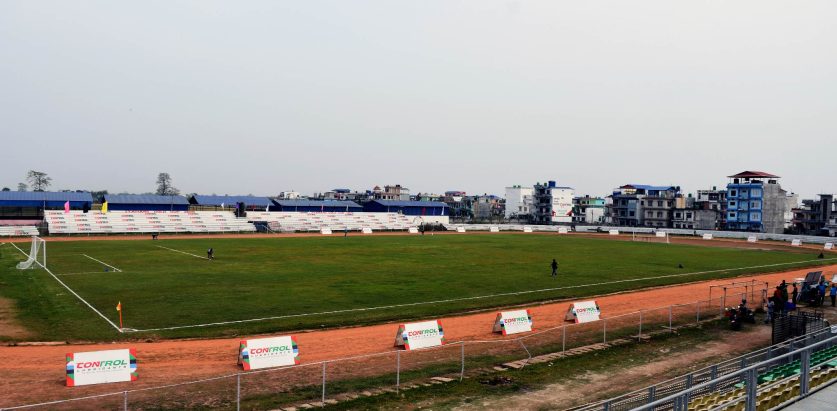 इटहरी गोल्डकप- त्रिभुवन आर्मी र झापा भिड्दै