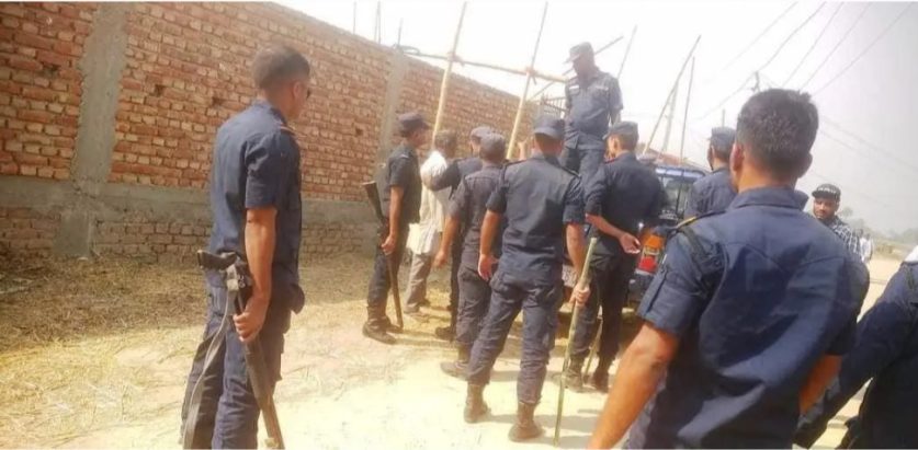 भोँटर कार्ड पुरयाउन जाँदा जनमतका ४ कार्यकर्ता पक्राउ, प्रहरीमाथि शंका