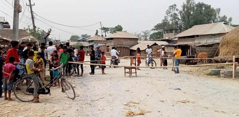 कौवाखोज सडक जाम गर्न बाध्य हुन्छन् स्थानीय