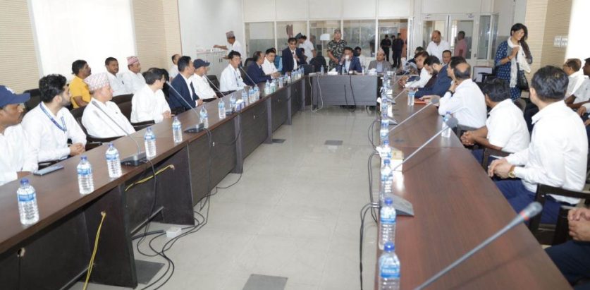 कामका आधारमा कर्मचारीको मूल्यांकन हुनेछ : अर्थमन्त्री डा. महत