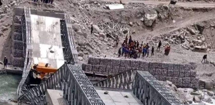 निर्माणाधीन बेलिब्रिज भाँचिदा ६ जना घाइते