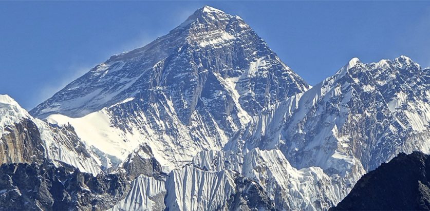 हिमपहिरोमा बेपत्ताको खोजीकार्य जारी