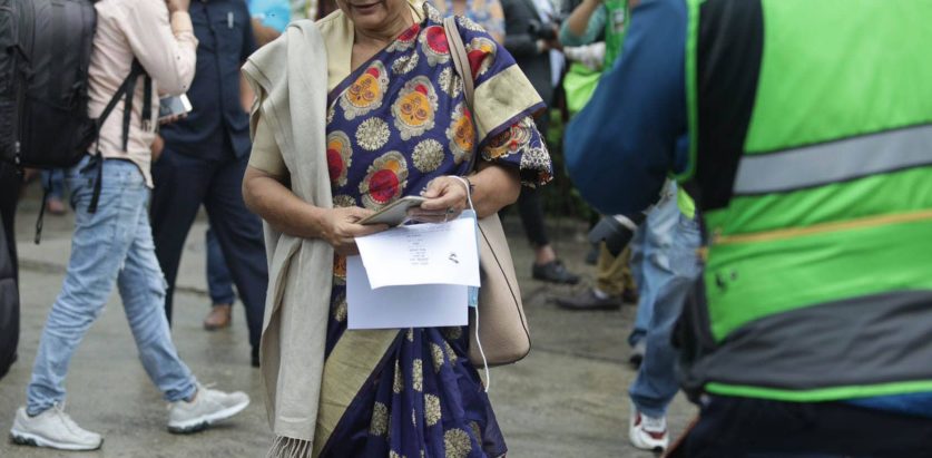 सांसद पद जोगाउन सरिता गिरीले दिएको रिट निवेदन खारेज