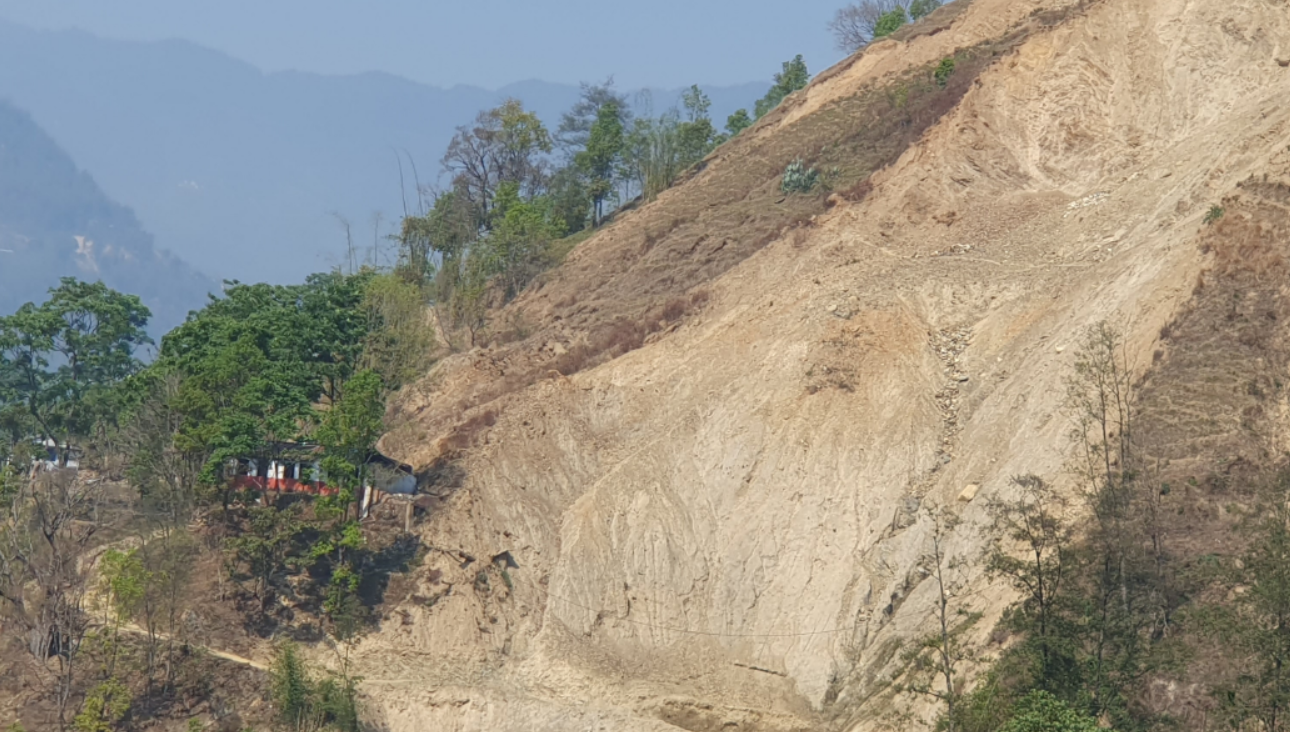 दश पालिकाका ३७ वडा पहिरोको उच्च जोखिम क्षेत्र