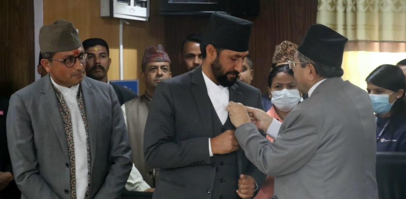 सरकारलाई दिएको समर्थन आजै फिर्ता हुनसक्छ : सपथपछि बोले रवि लामिछाने