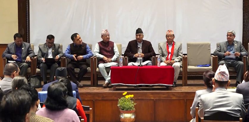 अर्थमन्त्रीलाई कांग्रेस सांसदको प्रश्न– अर्थतन्त्र सुधार्न नसक्ने भए किन जिम्मेवारी लिएको ?