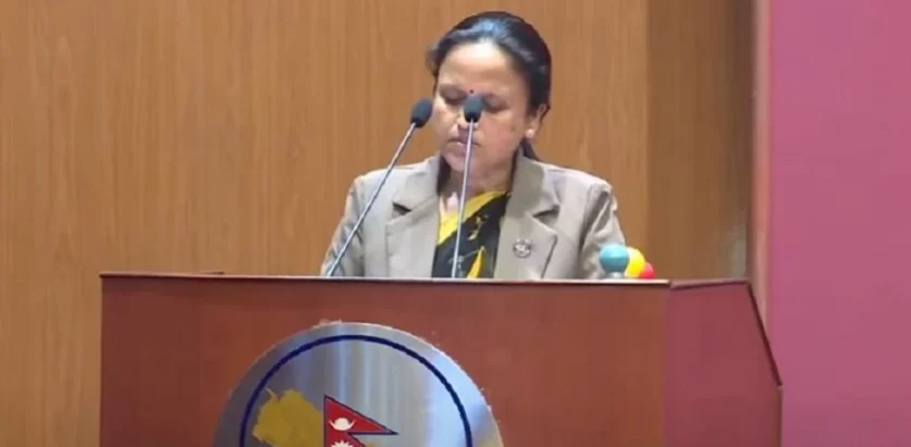 संघीय निजामती सेवा ऐन छिट्टै संसदमा पेश हुन्छ : मन्त्री शर्मा