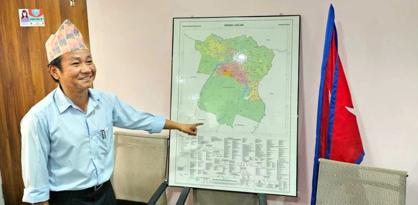 सरकारले लगाएको आधिकारिक साँध सिमानाहरू भत्काउने र अराजकता मच्चाउने छुट कसैलाई छैन : मेयर साम्पाङ