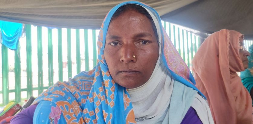 छोरालाई विदेश पठाउन लिएको १ लाख तिर्न आमा आफैं बसिसकिन् ९ वर्ष विदेश