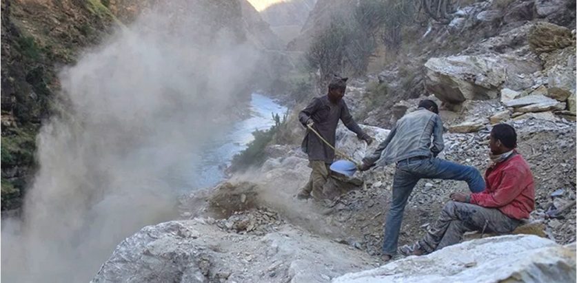 हुम्लामा विकाससँगै प्रदूषण : मासिँदै कर्णाली सभ्यता