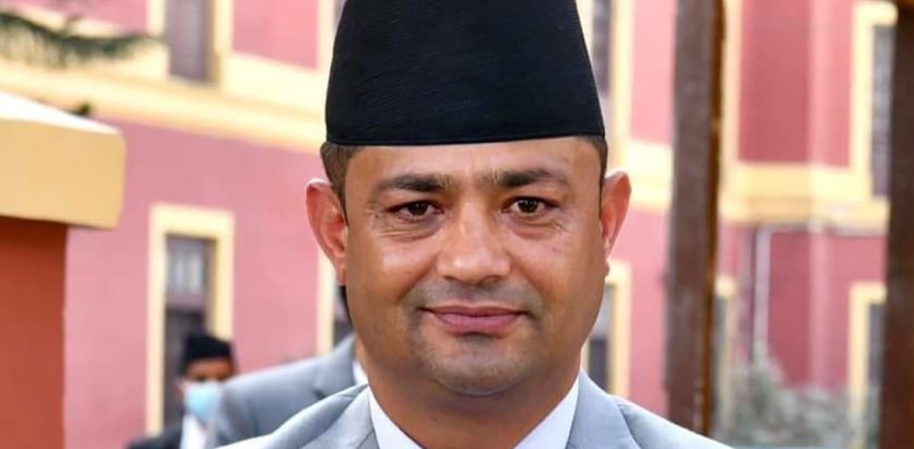 एमाले प्रमुख सचेतकको प्रश्न : सरकार कसका लागि बनेको हो ?