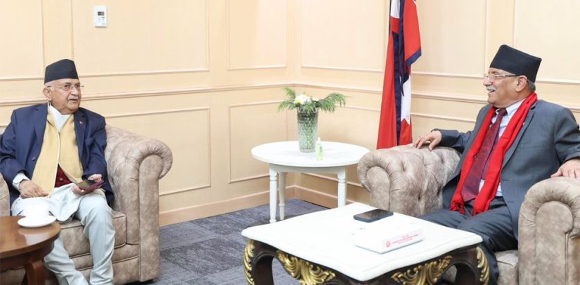 प्रधानमन्त्री प्रचण्ड र एमाले अध्यक्ष ओलीबीच छलफल