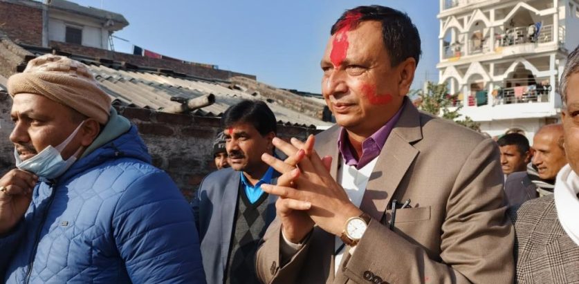 मुख्यमन्त्री यादवलाई सोधियो स्पष्टीकरण