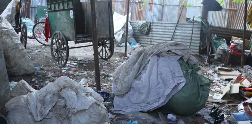 सिंहदरबारको फोहोर अझै उठेन