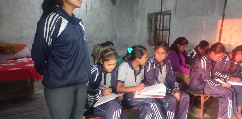 लोपोन्मुख कुसुण्डा भाषा सिक्दै नयाँ पुस्ता