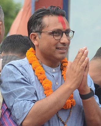 “यो मेरो लागी मत मुलुकको मुहार फेर्नका लागि हो” : डा. स्वर्णिम वाग्ले