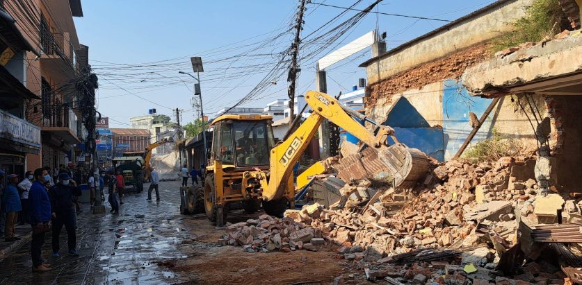 दरबार क्षेत्रका संरचना भत्काउने कार्य स्थगित