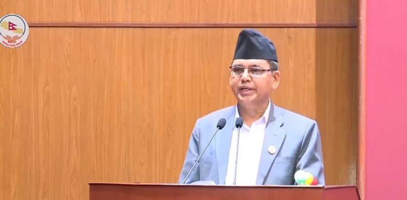 ‘साइनिङ मनि’ लिन्छन् कर्मचारीले : देवेन्द्र दाहाल