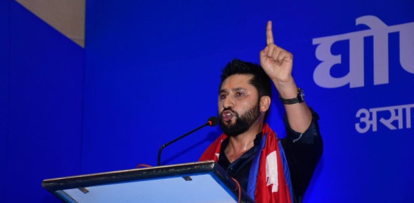 रवि : “प्रधानमन्त्रीज्यू, एउटै फाइलले ज्वरो निकाल्यो त” ?