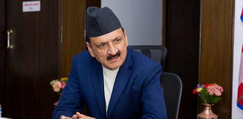 सेयर बजारका लगानीकर्ताहरु आत्तिनुपर्दैन : अर्थमन्त्री