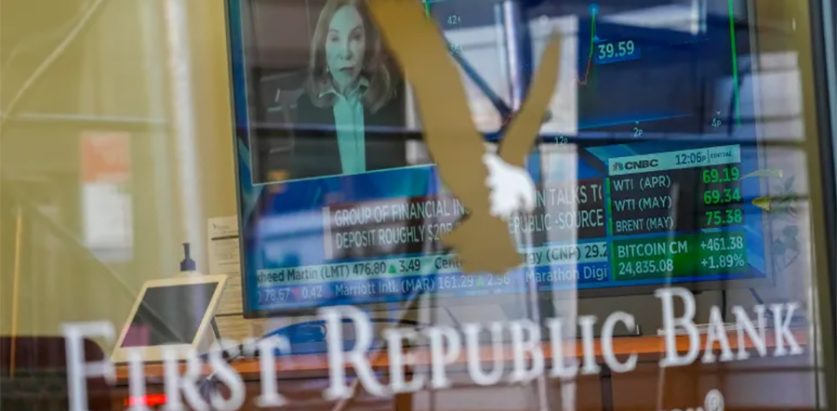 एकपछि अर्को बैंक डुब्दै, सबै रकम फिर्ता पाउन निक्षेपकर्ताले के गर्ने ?