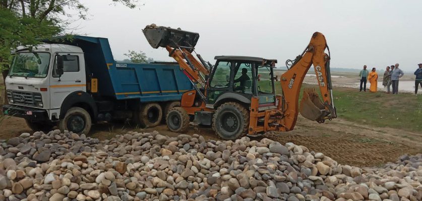 रोकिएन नदीजन्य पदार्थको चोरी निकासी