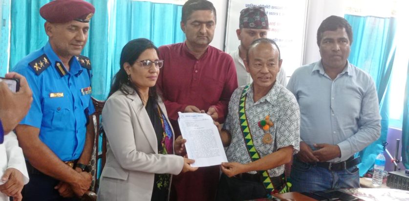 पत्रकारलाई  सुरक्षाकाे माग