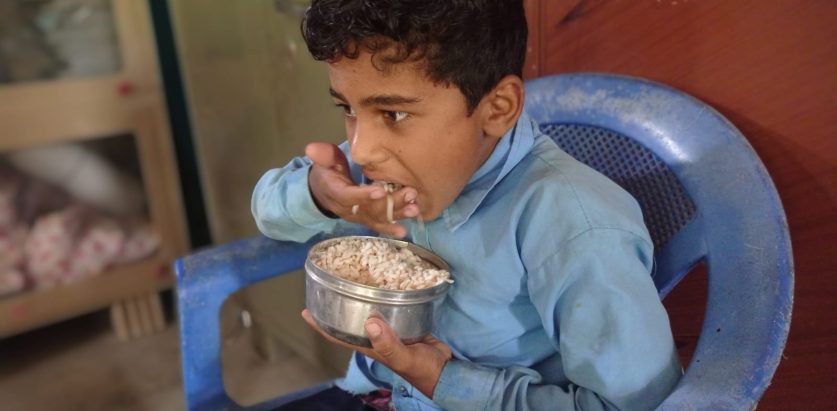 पेट पनि खाली … (फलाेअप)