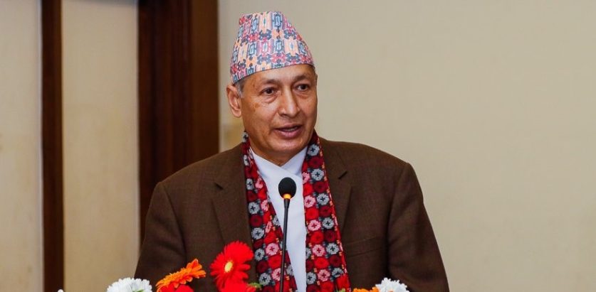 अर्थमन्त्रीले करको दरलाई लिएर पदको बाजी नराखेको भए हुन्थ्यो  : डा. खतिवडा