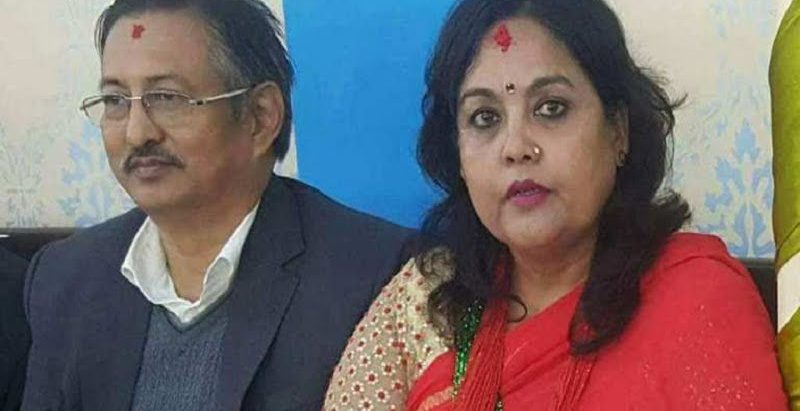 मञ्जु भेट्न गइन् बालकृष्ण खाँणलाई