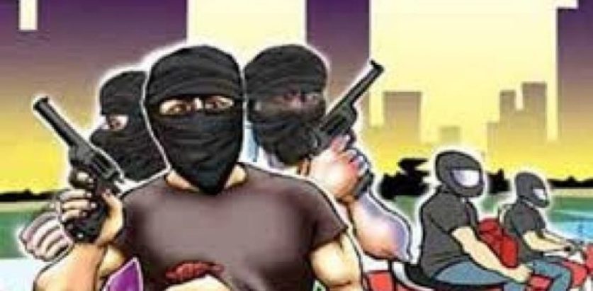 महोत्तरीको बैंकबाट ३५ लाख लुटियो