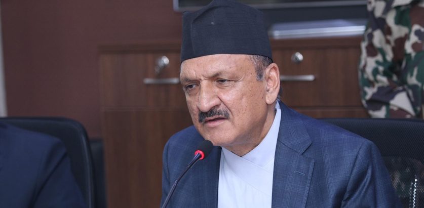 बजेटको केही बुँदा पढ्नै छुटाए अर्थमन्त्रीले