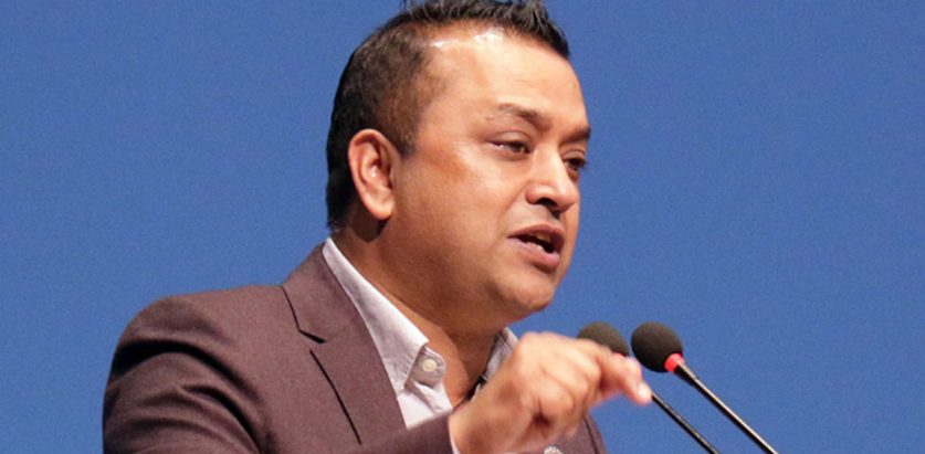 विद्युतीय सवारी साधन दर्ताको समस्यामा सरकारलाई लाज होस् : गगन थापा