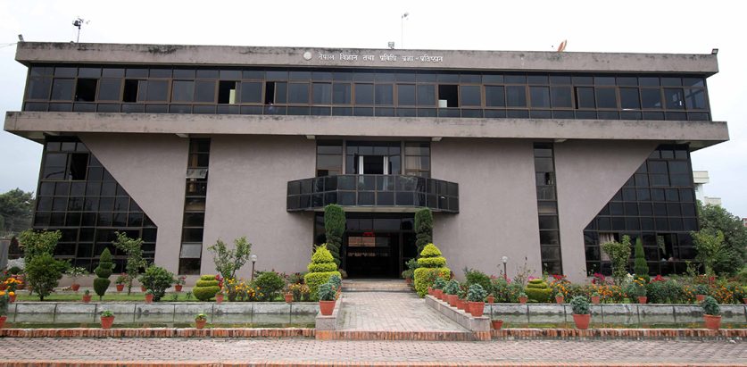 प्रज्ञा प्रतिष्ठान उपकुलपति विहीन