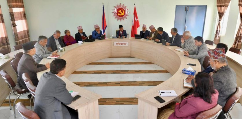 पूर्वमन्त्री टोपबहादुरलाई एमालेले गर्यो निलम्बन